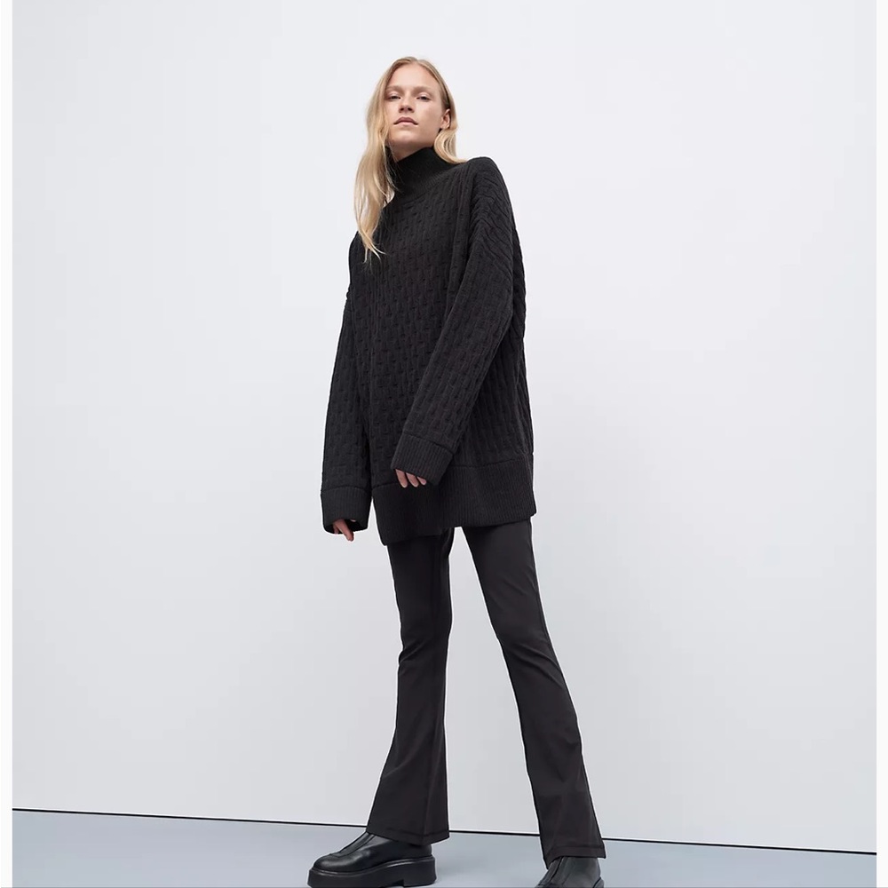 Lululemon align high rise mini flare pant